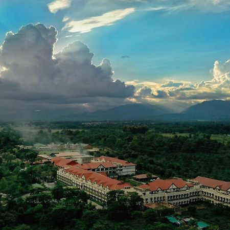 Mayfair Tea Resort Siliguri Zewnętrze zdjęcie